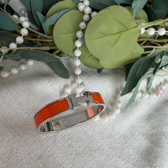Orange Hermes H clicBracelet GM